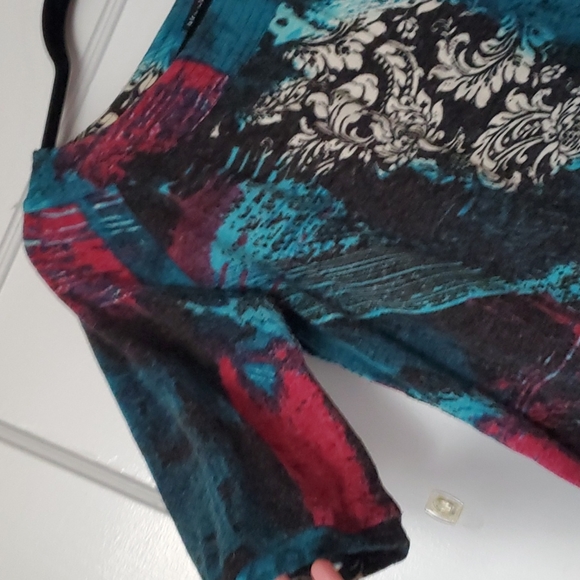 Mechant tunic style graphic print sweater - Picture 4 of 16